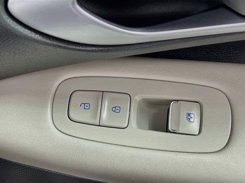 Used 2024 Hyundai Sonata SEL FWD image 31