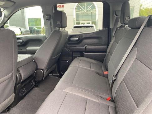 Used 2023 Chevrolet Silverado 1500 Custom Trail Boss w/ LPO, Dark Essentials Package AWD/4WD image 15