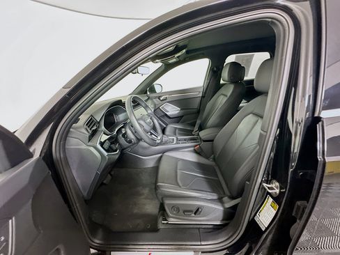 Used 2025 Audi Q3 2.0T Premium AWD/4WD image 13