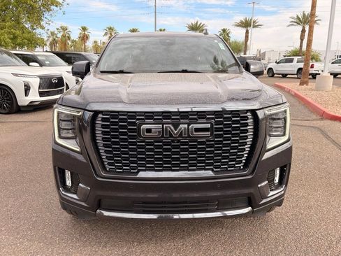 Used 2023 GMC Yukon XL Denali Ultimate AWD/4WD image 9