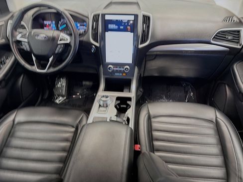 Used 2023 Ford Edge SEL image 12