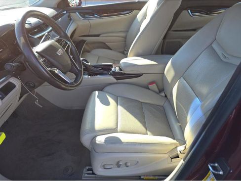 Used 2017 Cadillac XTS Luxury image 8