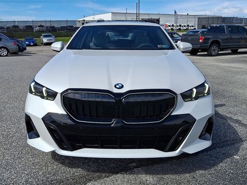New 2026 BMW 540i xDrive AWD/4WD image 5