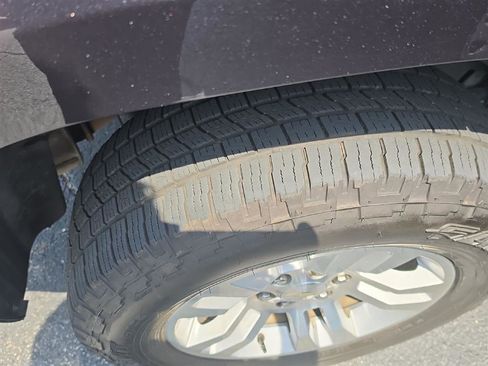 Used 2018 Chevrolet Tahoe LT image 11