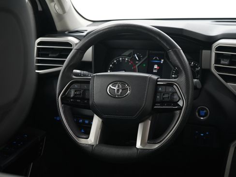 Used 2022 Toyota Tundra Limited AWD/4WD image 15