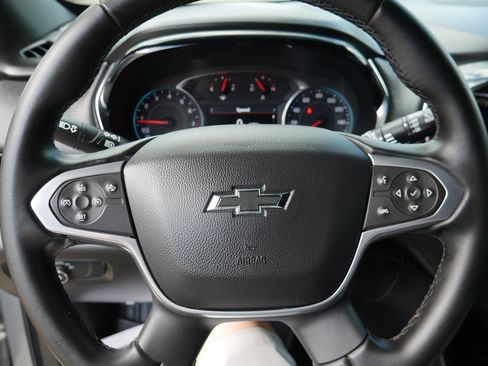 Used 2023 Chevrolet Traverse LT w/ Midnight/Sport Edition AWD/4WD image 11