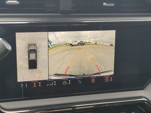 Used 2024 GMC Sierra 2500 AT4X AWD/4WD image 19