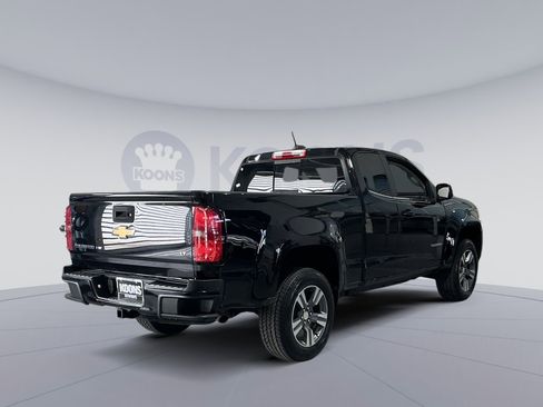 Used 2017 Chevrolet Colorado LT w/ LT Convenience Package image 16