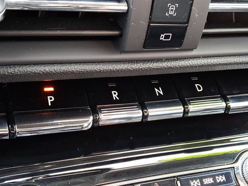 Certified 2022 Lincoln Corsair Standard w/ Equipment Group 101A image 14