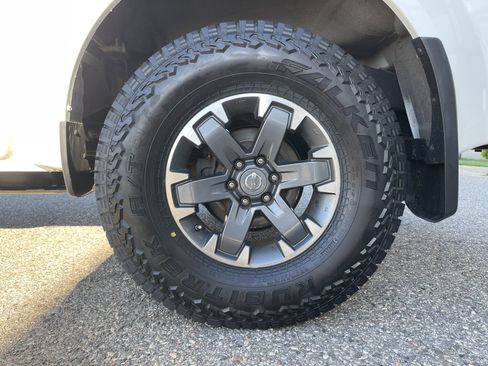 Used 2019 Nissan Frontier PRO-4X w/ Pro-4x Luxury Package AWD/4WD image 24