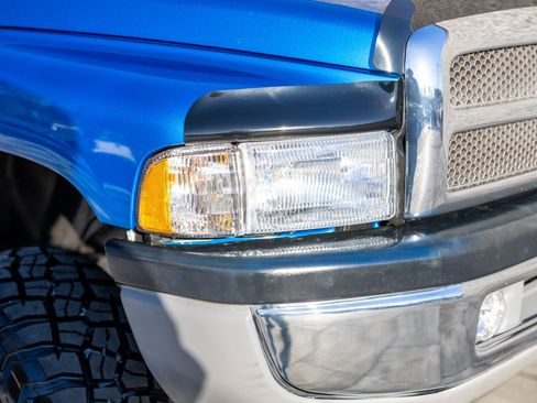 Used 1999 Dodge Ram 2500 Truck 4dr Quad Cab 139 WB HD 4WD image 29