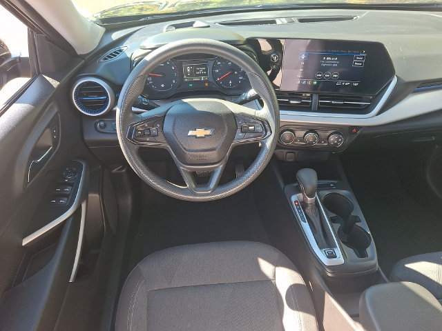 Used 2024 Chevrolet Trax LS w/ LS Convenience Package FWD image 14