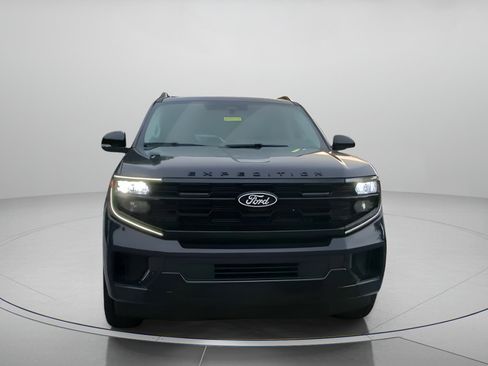 New 2027 Ford Expedition Max Platinum RWD image 8