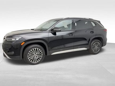 Certified 2025 Volkswagen Tiguan S AWD/4WD image 6