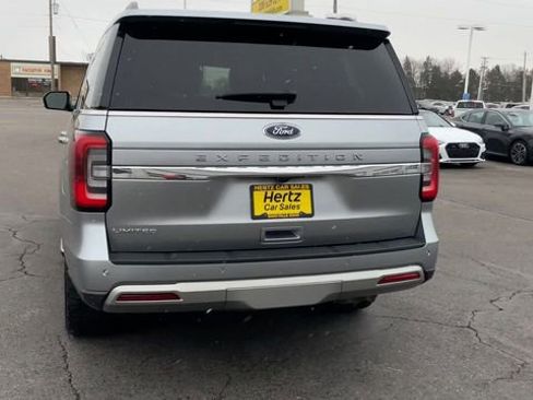 Used 2023 Ford Expedition Limited image 8