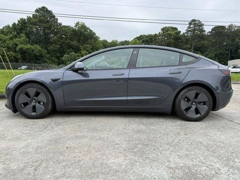 Used 2021 Tesla Model 3 Standard Range Plus RWD image 4