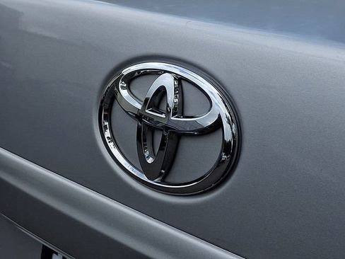 Used 2010 Toyota Corolla LE FWD image 33