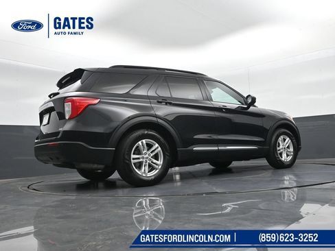 Used 2020 Ford Explorer XLT RWD image 38