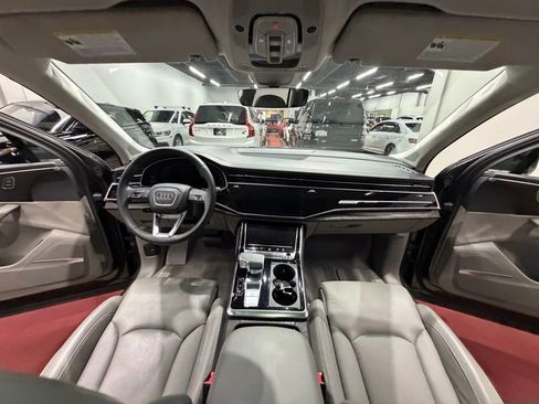 Used 2020 Audi Q7 3.0T Prestige AWD/4WD image 39