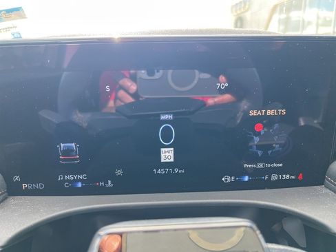 Used 2025 Lincoln Aviator Premiere w/ Equipment Group 101A image 6