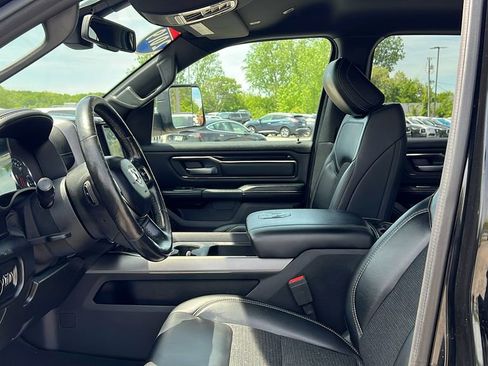 Used 2019 RAM 1500 Sport w/ Level 2 Equipment Group AWD/4WD image 8