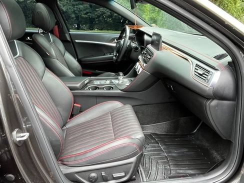 Used 2023 Genesis G70 3.3T w/ Sport Advanced Package RWD image 29