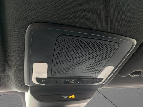 Used 2023 Honda HR-V Sport image 30