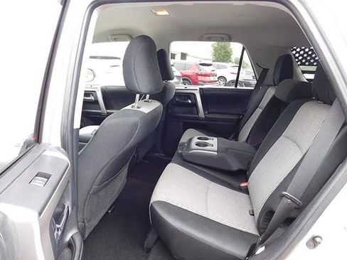 Used 2016 Toyota 4Runner SR5 image 10