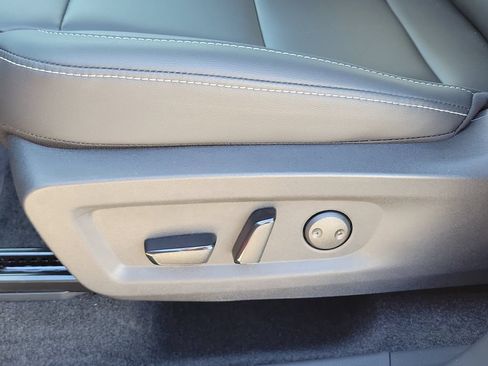Certified 2025 Nissan Murano SV AWD/4WD image 27
