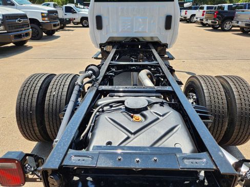 New 2024 Ford F150 image 28