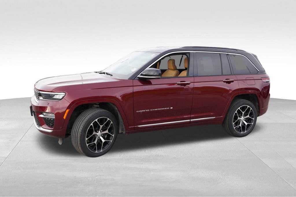 Certified 2024 Jeep Grand Cherokee Summit AWD/4WD image 11