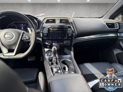 Used 2023 Nissan Maxima SR w/ Sport Mat Group FWD image 3