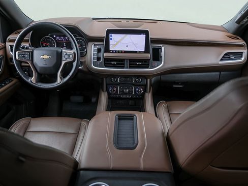 Used 2021 Chevrolet Tahoe High Country w/ Premium Package RWD image 31