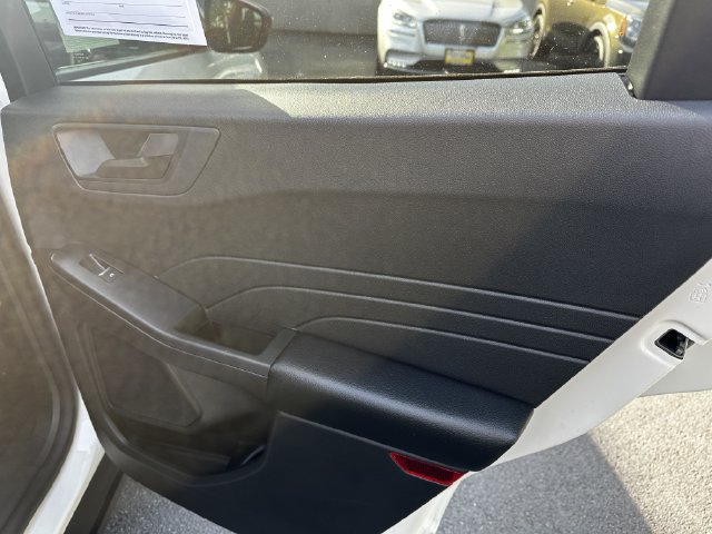 Certified 2023 Ford Escape Active AWD/4WD image 40