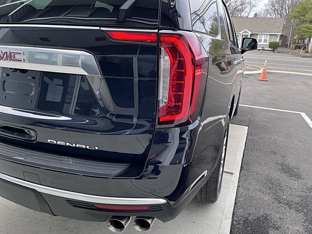 Used 2024 GMC Yukon Denali AWD/4WD image 16
