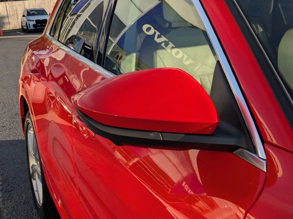 Used 2019 Audi e-tron Premium Plus AWD/4WD image 12