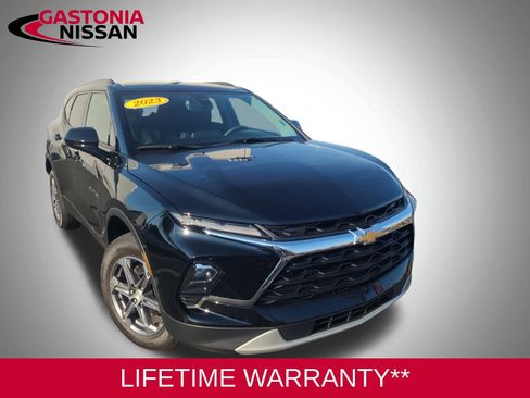 Used 2023 Chevrolet Blazer LT w/ Convenience Package image 2