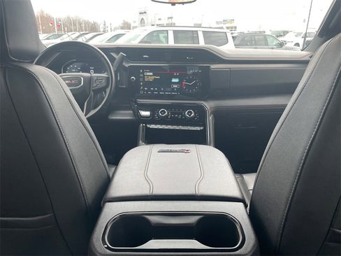 Used 2025 GMC Sierra 2500 AT4 w/ AT4 Premium Plus Package image 52