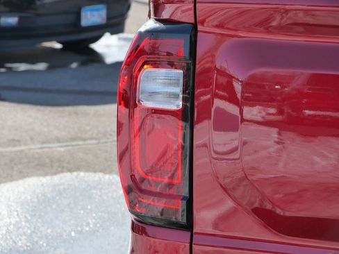 New 2026 GMC Canyon Elevation w/ Convenience Package image 11