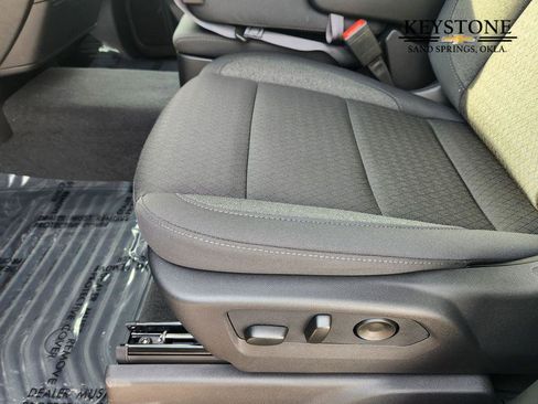 New 2026 Chevrolet Silverado 1500 Custom image 25