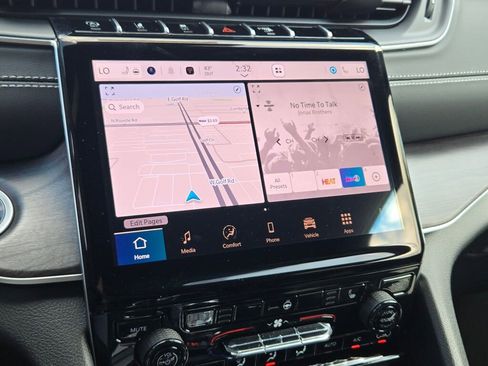 New 2025 Jeep Grand Cherokee L Limited w/ MOPAR Finishing Package image 29