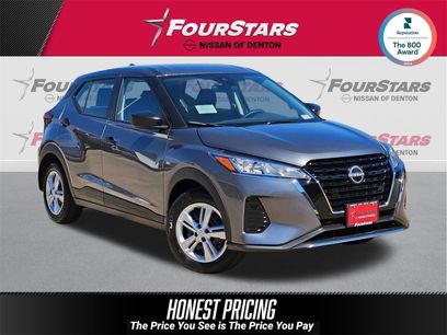 New 2025 Nissan Kicks S