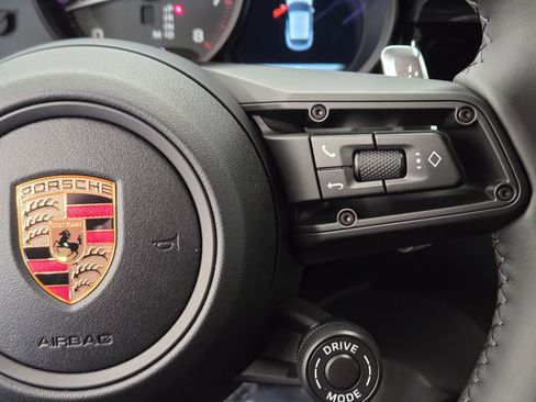 New 2026 Porsche Macan Turbo image 20