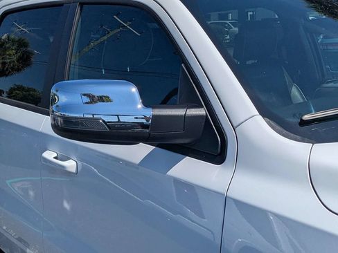 Used 2026 RAM 1500 Laramie AWD/4WD image 11