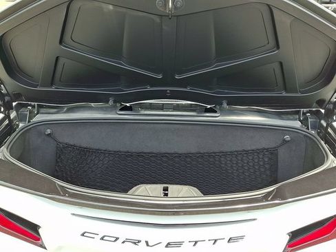 Used 2021 Chevrolet Corvette Stingray Convertible w/ 1LT RWD image 29