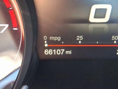 Used 2018 Alfa Romeo Giulia AWD image 16