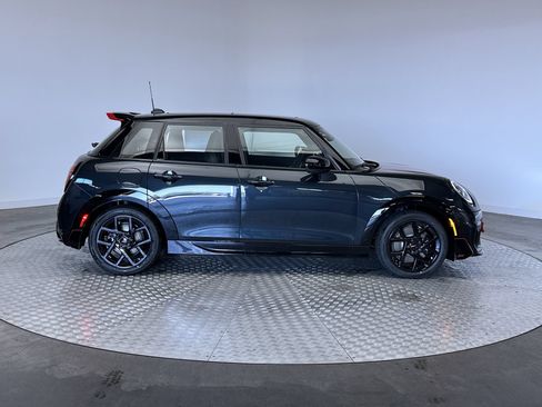 New 2026 MINI Cooper S FWD image 10