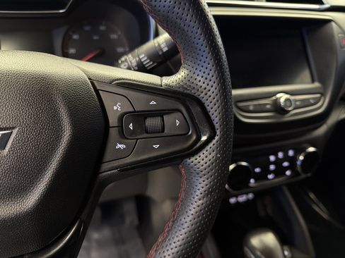 Used 2022 Chevrolet TrailBlazer RS image 17