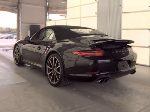 Used 2012 Porsche 911 Carrera RWD image 3