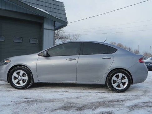 Used 2016 Dodge Dart SXT image 9